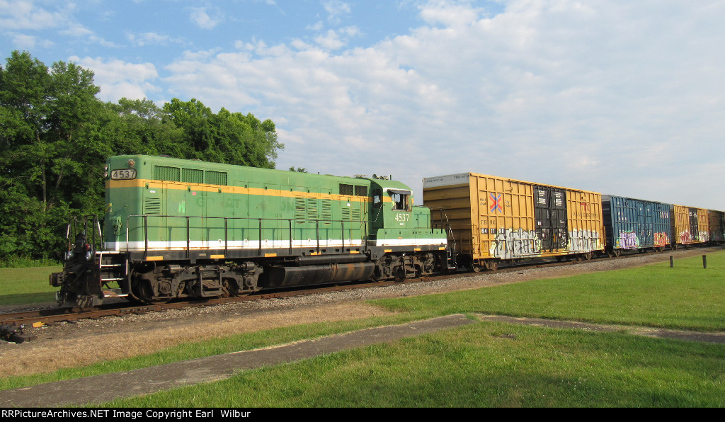 Ohio South Central Railroad (OSCR) 4537